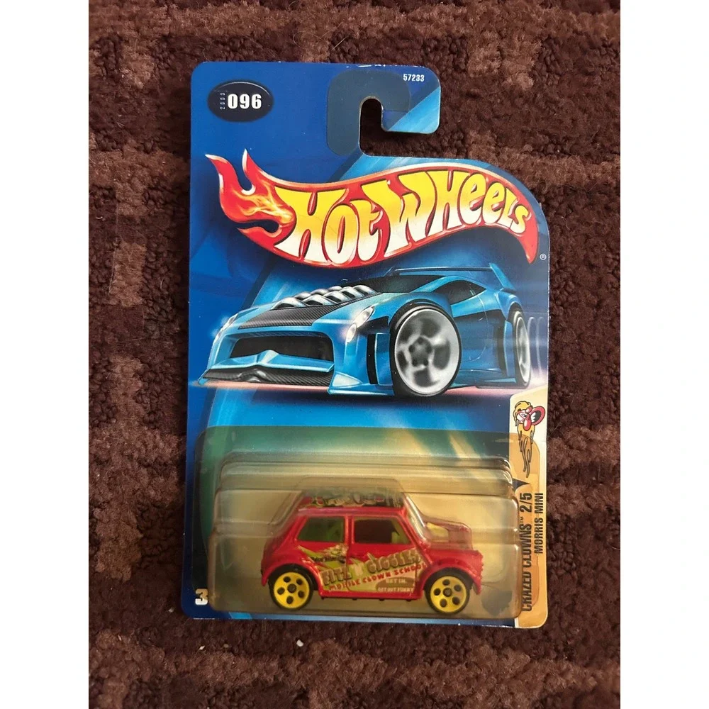 Hot Wheels 2003 Crazed Clowns Morris Mini Red 2/5 Collector 096 Diecast Car